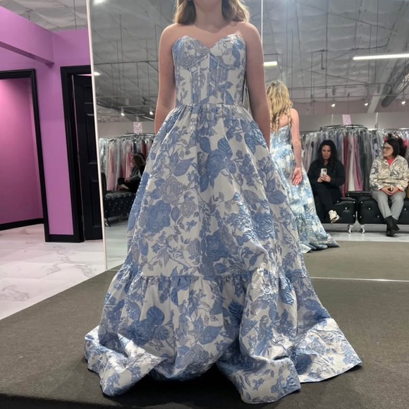 Sherri Hill Dresses & Skirts - Sherri Hill Blue and White Floral Prom Dress